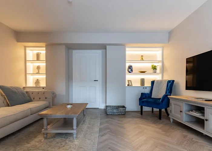 Brand New Riverside Apartment