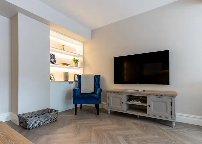 Brand New Riverside Apartment